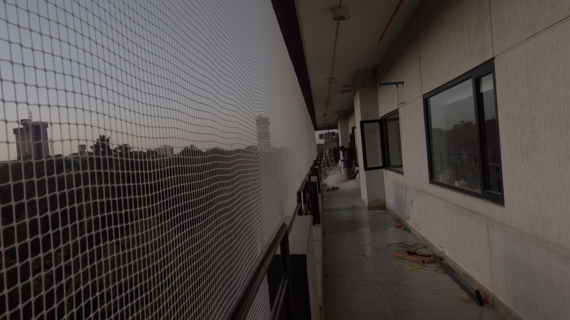 balcony safety nets installation